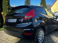 Używany Ford Fiesta 60 KM (44 kW) 2009 Czarny Sedan/Limuzyna