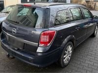 Gebraucht Opel Astra 115 PS (84 kW) 2009 Grau Kombi