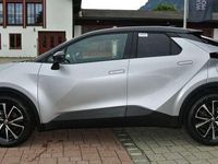 Neu Toyota C-HR 140 PS (102 kW) 2025 Silber metallic SUV