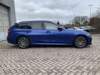 Gebraucht BMW 330 Shadowline 258 PS (189 kW) 2021 Blau Kombi