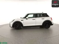 Gebraucht Mini Cooper S Classic 178 PS (130 kW) 2023 Nanuq white Kleinwagen