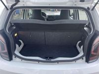 Gebraucht VW up! Move 60 PS (44 kW) 2019 Candy weiss Kleinwagen