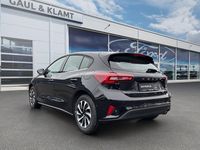 Neu Ford Focus Titanium 155 PS (114 kW) 2026 Obsidianschwarz metallic Limousine