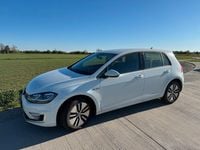 Gebraucht VW e-Golf 100 kW (136 PS) 2020 Weiß Kleinwagen