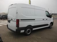 Neu Renault Master 131 PS (96 kW) 2025 Weiß (mineralweiß) Van