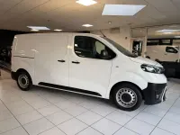 Gebraucht Toyota Proace Verso 116 PS (85 kW) 2019 Weiß Kombi