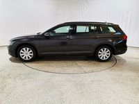 Gebraucht VW Passat Conceptline 150 PS (110 kW) 2022 Mangangrau metallic Kombi