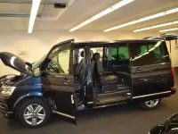 Gebraucht VW Multivan Highline 204 PS (150 kW) 2016 Starlight blue Van / Kleinbus