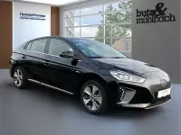 Gebraucht Hyundai Ioniq Premium 88 kW (120 PS) 2018 Phantom black (metallic) Kleinwagen