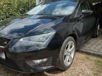 Używany Seat Leon FR 150 KM (110 kW) 2014 Czarny Sedan/Limuzyna