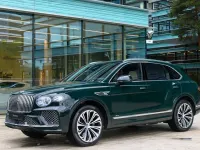 Ny Bentley Bentayga 551 HK (405 kW) 2026 Grön SUV