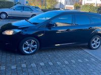 Second-hand Ford Focus 105 CP (77 kW) 2013 Negru Break