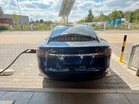 Gebraucht Tesla Model S 309 kW (421 PS) 2018 Blau Kleinwagen