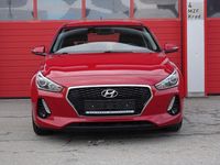 Gebraucht Hyundai i30 99 PS (72 kW) 2017 Weiß Limousine