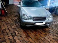Gebraucht Mercedes C180 Avantgarde 143 PS (105 kW) 2002 Grau Limousine