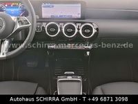 Gebraucht Mercedes A200 Progressive 163 PS (119 kW) 2024 Schwarz Limousine