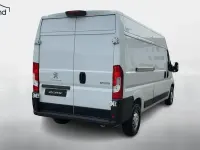 Gebraucht Peugeot Boxer 140 PS (102 kW) 2024 Weiß Van