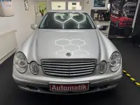 Gebraucht Mercedes E240 Avantgarde 177 PS (130 kW) 2002 Silber Limousine