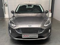 Gebraucht Ford Fiesta Titanium 101 PS (74 kW) 2019 Grau Limousine