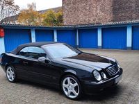Gebraucht Mercedes CLK320 218 PS (160 kW) 2001 Schwarz Cabrio