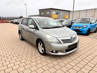Gebraucht Toyota Verso 126 PS (92 kW) 2012 Grau Van / Kleinbus