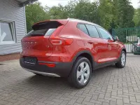 Gebraucht Volvo XC40 Momentum 163 PS (119 kW) 2021 Rot SUV