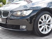Gebraucht BMW 330 Cabriolet Performance 272 PS (200 kW) 2007 Saphirschwarz Cabrio