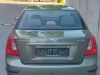 Gebraucht Chevrolet Kalos 110 PS (80 kW) 2003 Grün Limousine