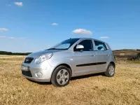 Gebraucht Kia Picanto 64 PS (47 kW) 2009 Silber Kleinwagen