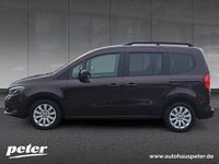 Gebraucht Mercedes T180 Progressive 116 PS (85 kW) 2025 Rot Van / Kleinbus