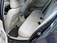 Gebraucht BMW 320 150 PS (110 kW) 2005 Blau Limousine