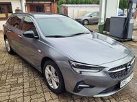 Gebraucht Opel Insignia Edition 174 PS (127 kW) 2021 Licht grau m2 Kombi