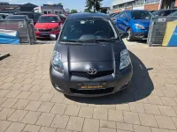 Gebraucht Toyota Yaris Life 101 PS (74 kW) 2010 Grau Kleinwagen