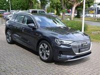 Gebraucht Audi e-tron Advanced 230 kW (313 PS) 2019 Manhattan gray metallic SUV