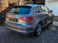 Gebraucht Audi A3 Ambiente 150 PS (110 kW) 2016 Grau Limousine