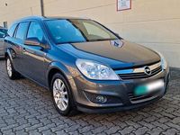 Gebraucht Opel Astra Eco 90 PS (66 kW) 2009 Grau Kombi