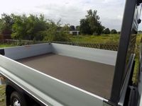 Gebraucht Peugeot Boxer 140 PS (102 kW) 2023 Weiss icy/deckende lackierung Van