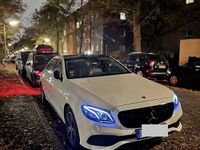 Gebraucht Mercedes E220 194 PS (142 kW) 2019 Weiß Limousine
