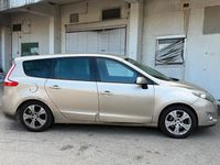 Gebraucht Renault Scenic E-Tech 96 PS (70 kW) 2012 Gold SUV