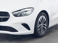 Gebraucht Mercedes B180 Progressive 116 PS (85 kW) 2024 Polarweiß Van / Kleinbus