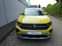 Gebraucht VW T-Cross Basis 95 PS (69 kW) 2026 Gelb SUV