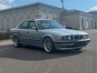 Second-hand BMW 520 150 CP (110 kW) 1995 Argintiu Berlinǎ