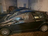 Gebraucht Fiat Punto 70 PS (51 kW) 2012 Schwarz Kleinwagen