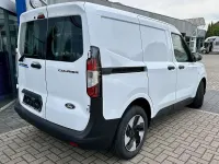 Gebraucht Ford Courier Trend 100 kW (136 PS) 2025 Frost weiß Van / Kleinbus