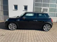 Używany Mini Cooper Chili 136 KM (100 kW) 2017 Czarny Hatchback