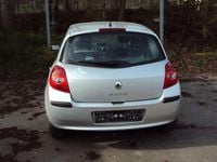 Gebraucht Renault Clio III Rip Curl 75 PS (55 kW) 2008 Silber Limousine