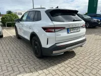 Gebraucht Skoda Elroq Tour 125 kW (170 PS) 2025 Moonweiß perleffekt SUV
