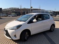 Gebraucht Toyota Yaris 111 PS (81 kW) 2017 Weiß Kleinwagen