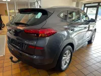 Gebraucht Hyundai Tucson Select 132 PS (97 kW) 2019 Grau SUV