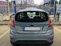 Gebraucht Ford Fiesta Titanium 97 PS (71 kW) 2009 Grau Kleinwagen